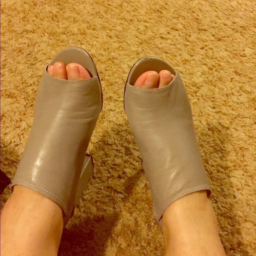 Vince C Heel booties